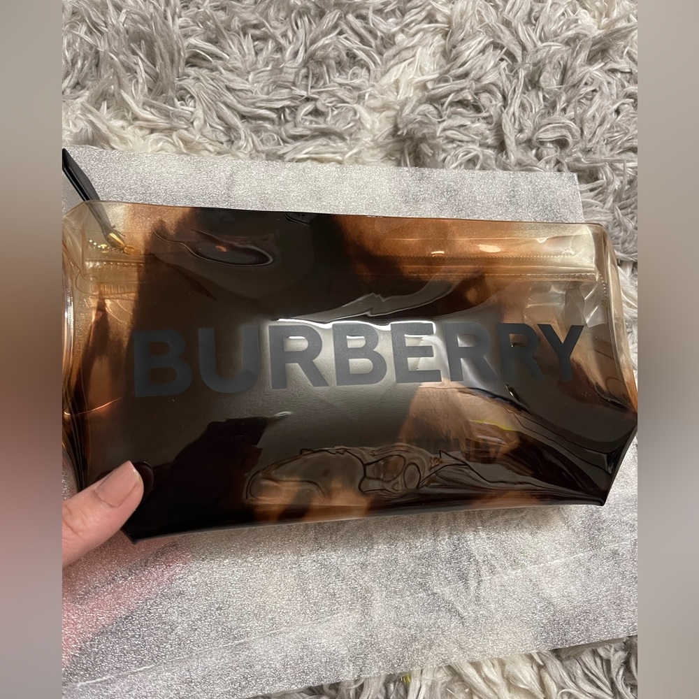 Burberry Pouch